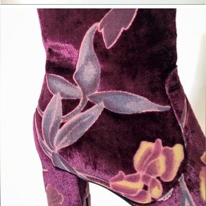 Steve Madden velvet bootie